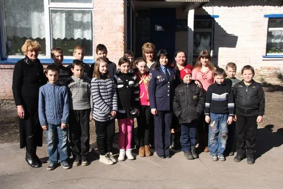 Міліціонери провели профілактично-роз'яснювальною роботою з питань правового виховання (Фоторепортаж) — фото 5
