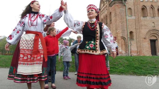 У Чернігові відбулося святкування Обливального понеділка (Фоторепортаж) — фото 6
