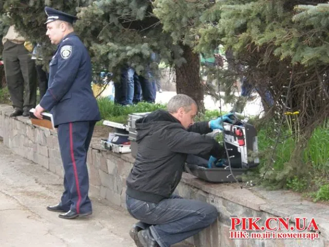 В центрі Чернігова відбулася стрілянина (Фоторепортаж) + (Відео) — фото 7