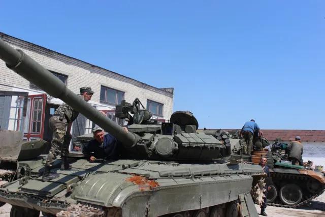 На Чернігівщині відновили понад 700 одиниць озброєння та військової техніки (Фото) — фото 4