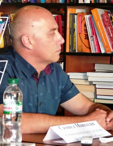 В Чернігові невідомі від імені «Правого Сектору» намагалися спровокувати міжнаціональний конфлікт (Фото) + (Відео) — фото 1