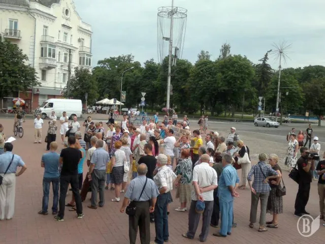 На Красній площі відбулася акція протесту «Скасуємо корумповані тарифи» (Відео) — фото 1