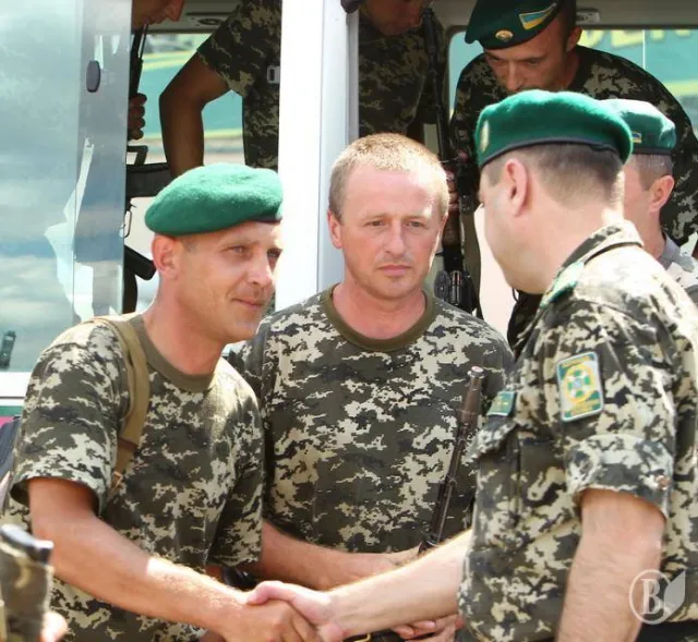 Чернігівські прикордонники повернулися до Чернігова на перепочинок (Фоторепортаж) — фото 2