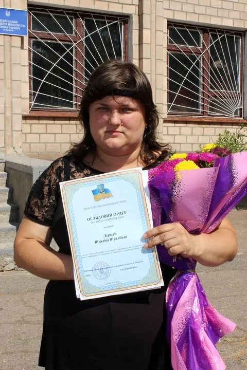 Родина загиблого військовослужбовця Збройних Сил України отримала двохкімнатну квартиру (Фото) — фото 3