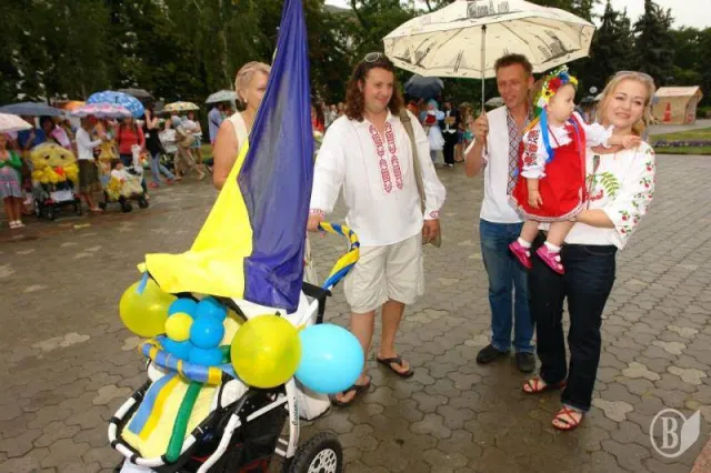 «Парад колясок» у Чернігові (Фоторепортаж) + (Відео) — фото 7