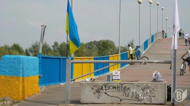 Міст через Десну буде патріотичним (Фото) + (Відео) — фото 1
