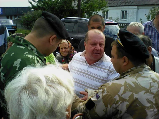 Під Черніговом містяни перекрили виїзд з міста — фото 1