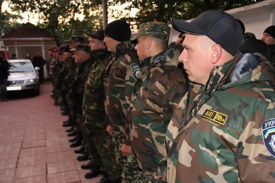 На Донбас вирушили міліціонери Чернігівської області (Фото) — фото 1