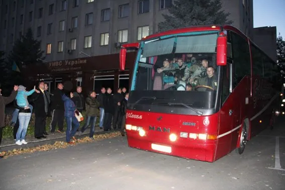 На Донбас вирушили міліціонери Чернігівської області (Фото) — фото 4