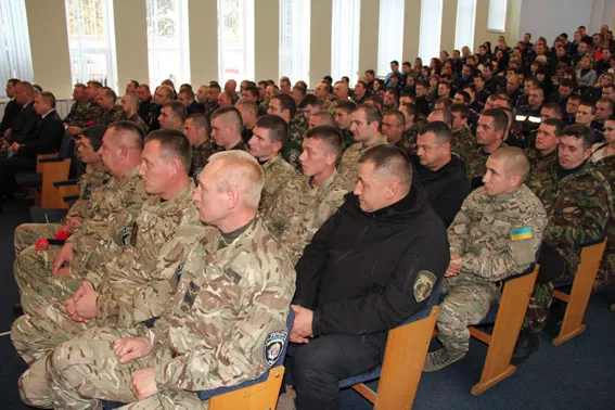 Бійці спецбатальйону «Чернігів» отримали високі нагороди МВС (Фото) — фото 1